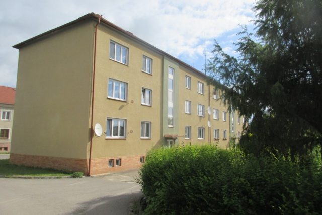 Ev.1525-26, ZDĚNÝ BYT 3+1+GARÁŽ+2xSKLEP, VODŇANY (STRAKONICKO)