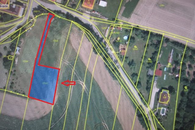 Ev.1532-26, STAVEBNÍ POZEMEK 1.186 m2, KLUKY (PÍSECKO)